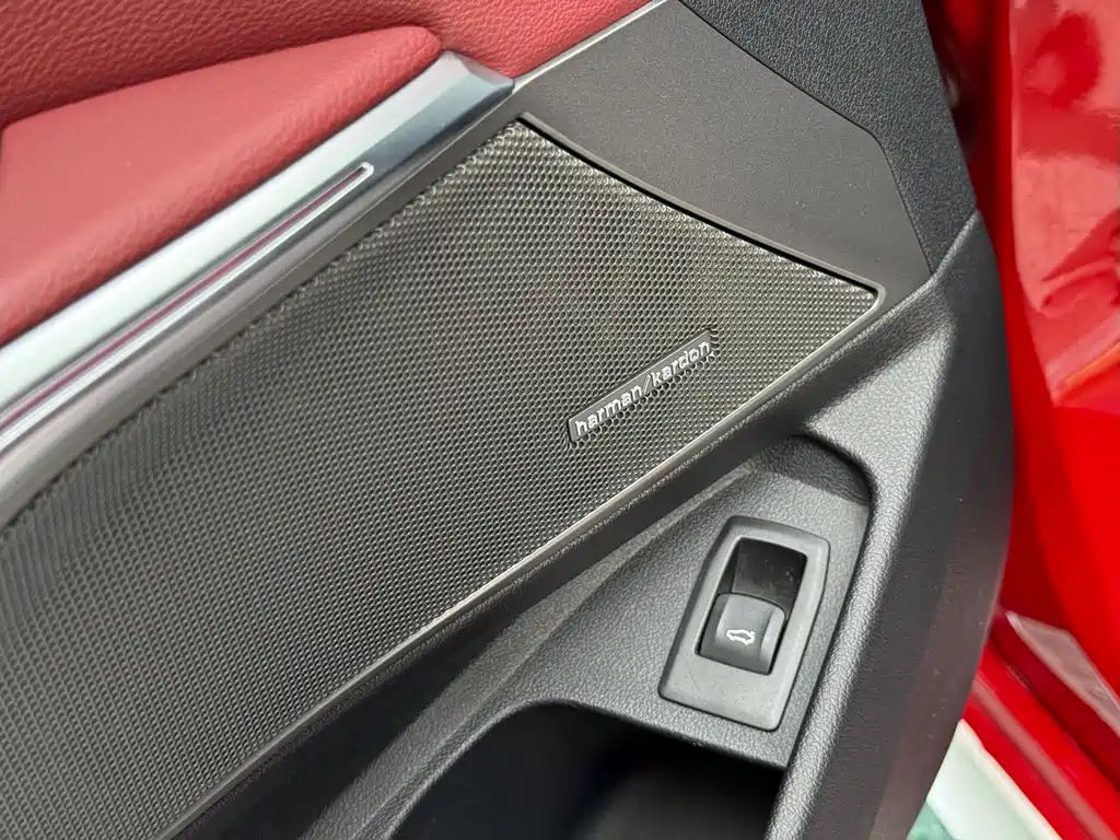 BMW 3 Series 2023 — фото 13