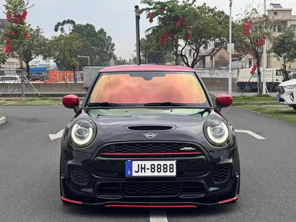 MINI JCW 2020 — фото 2