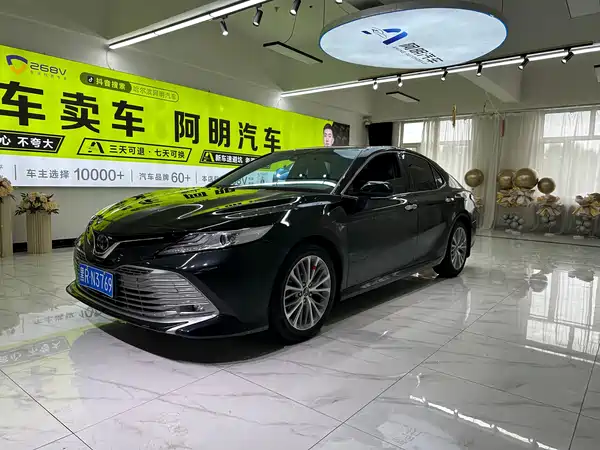Toyota Camry 2021
