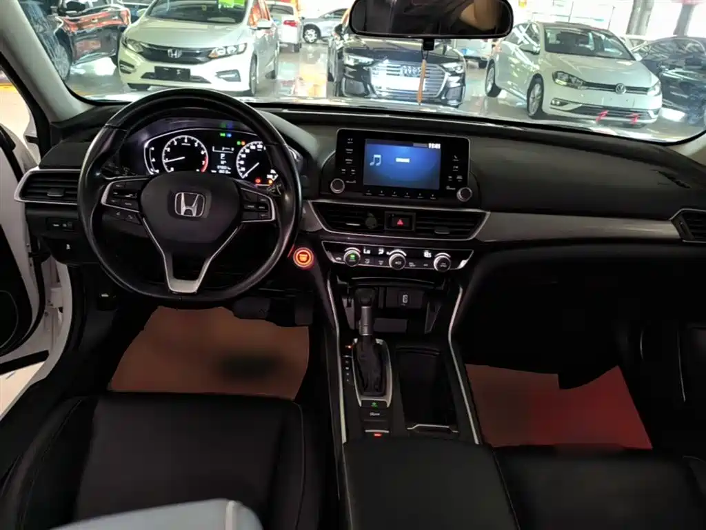 Honda Inspire 2020 — фото 10