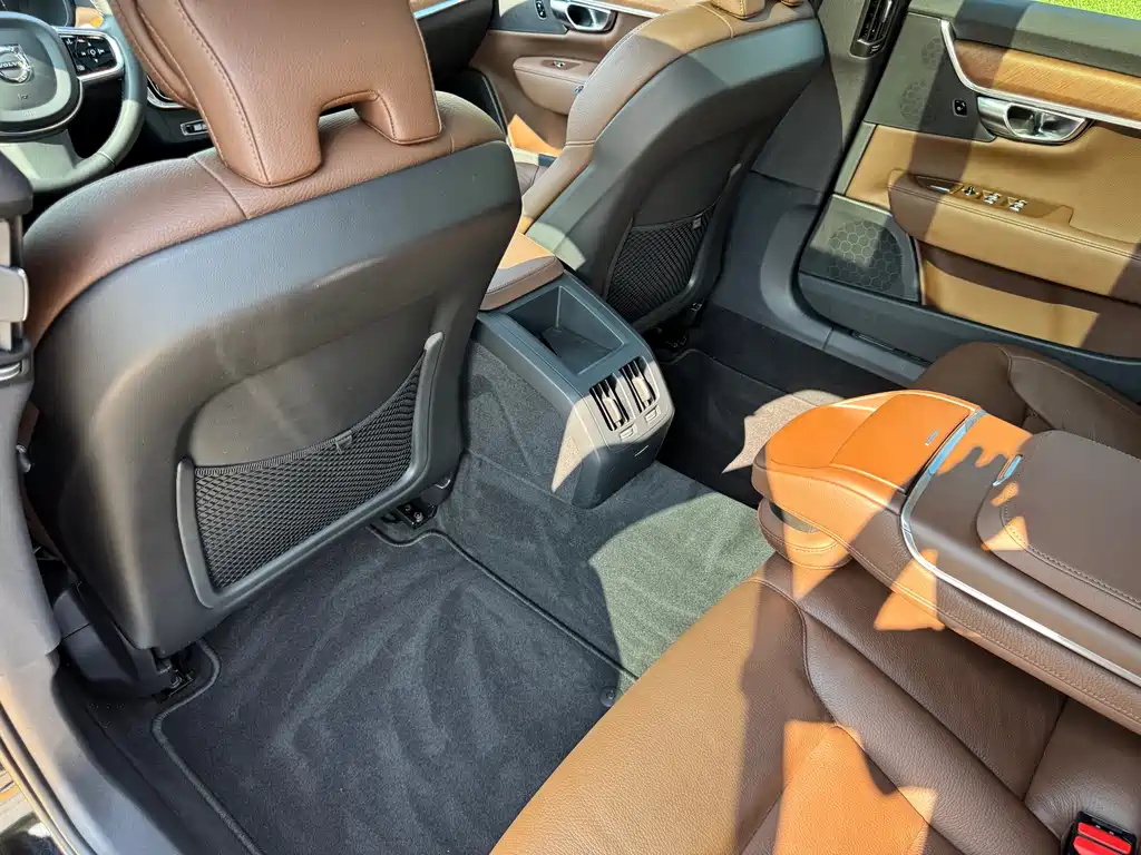 Volvo S90 2019 — фото 13