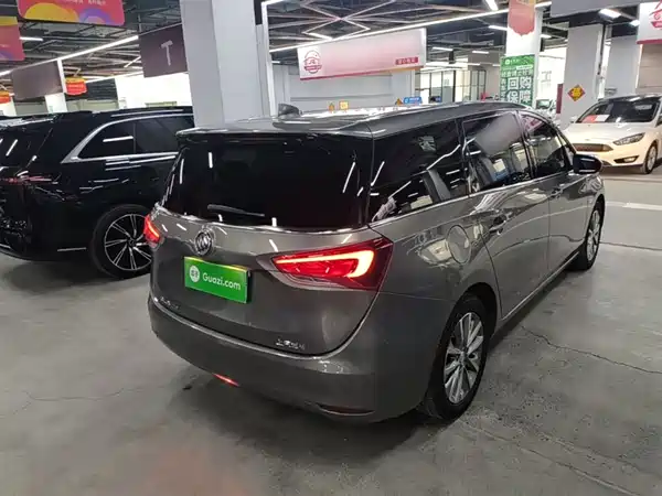 Buick GL6 2019
