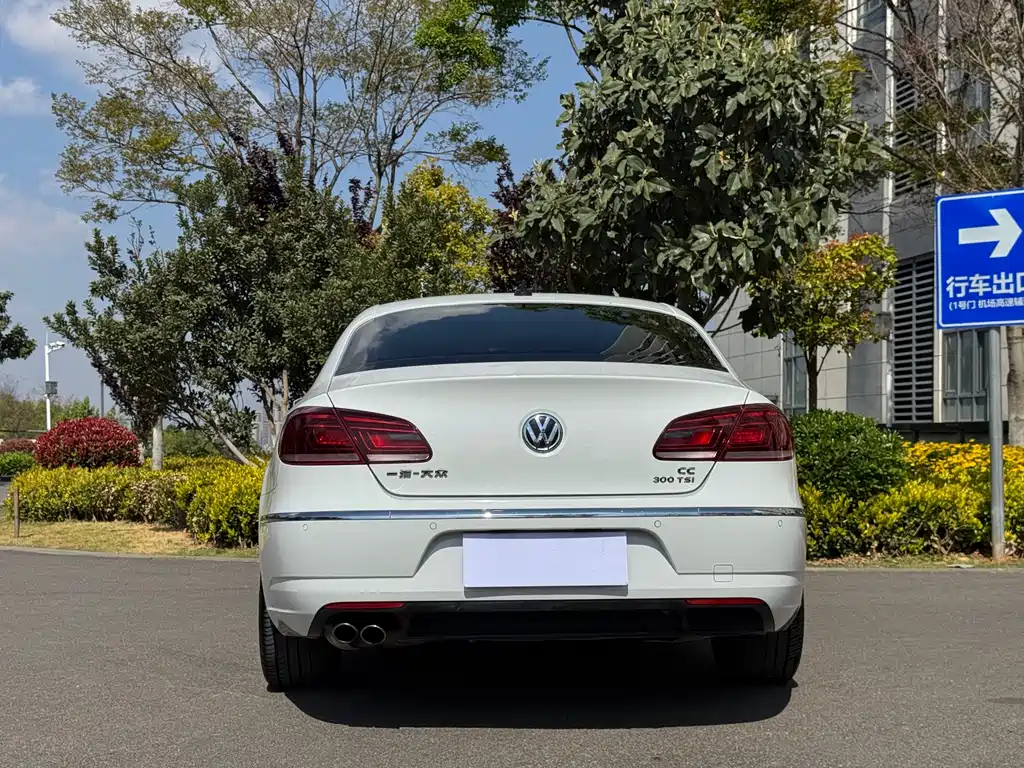 Volkswagen CC 2017 — фото 6