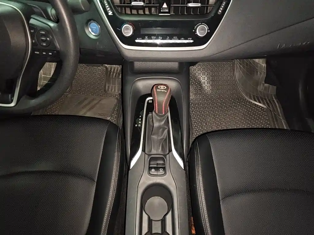 Toyota Corolla 2022 — фото 14