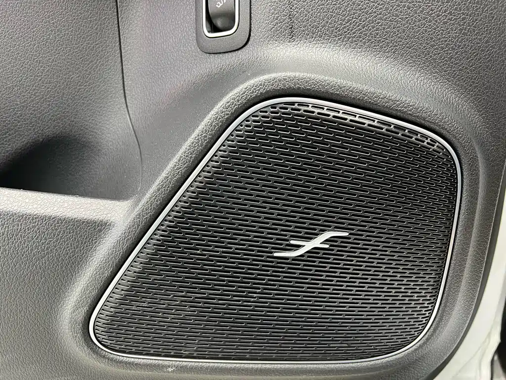 Mercedes-Benz GLA AMG 2023 — фото 4