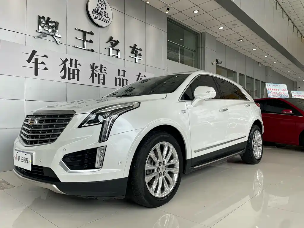 Cadillac XT5 2017 — фото 1