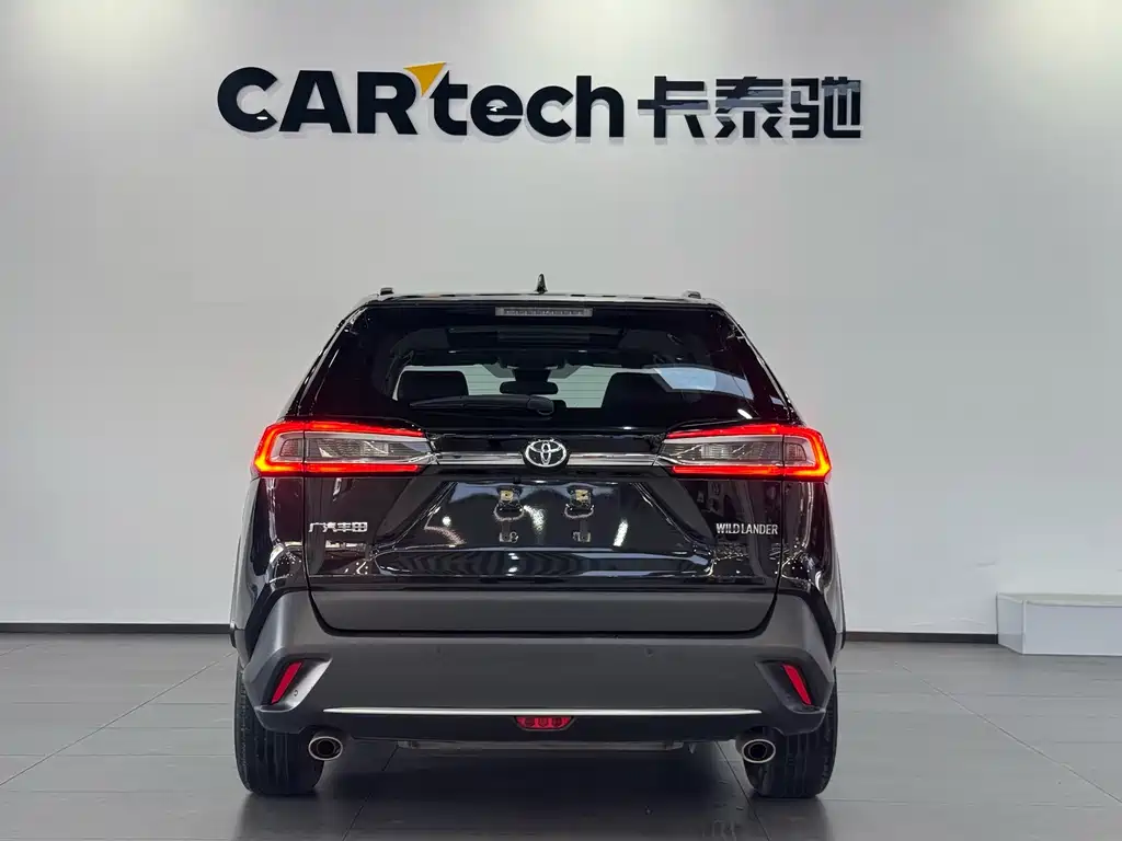 Toyota Wildlander 2023 — фото 23