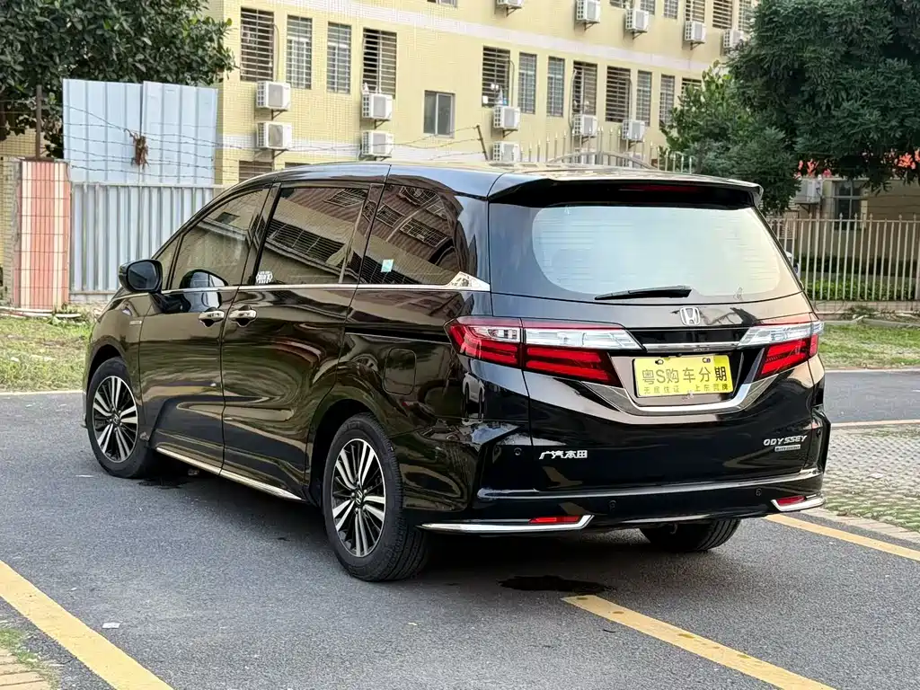 Honda Odyssey 2020 — фото 7