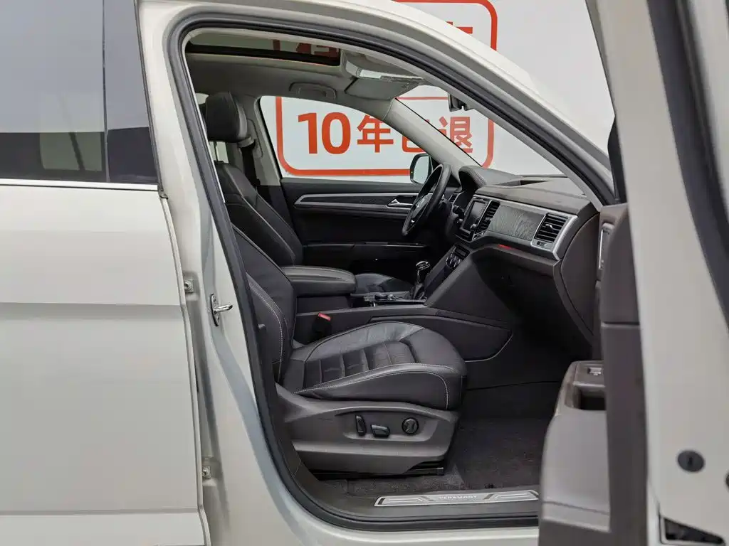 Volkswagen Teramont 2018 — фото 23