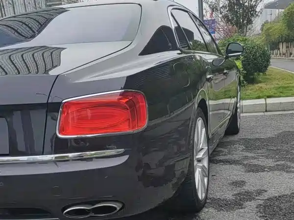 Bentley Flying Spur 2017