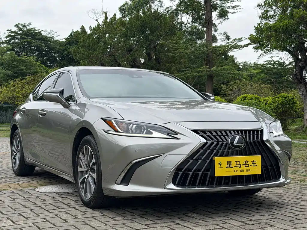 Lexus ES 2023 — фото 3