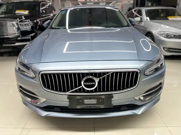 Volvo S90 2019