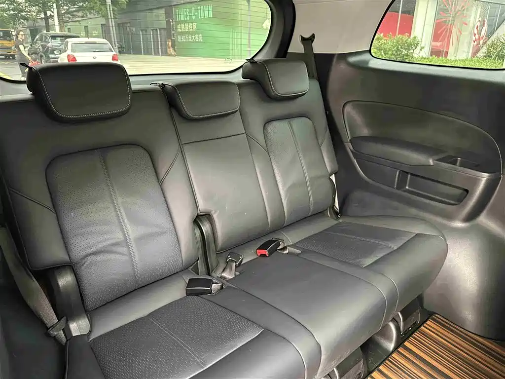 GAC Motor Trumpchi M8 2022 — фото 23
