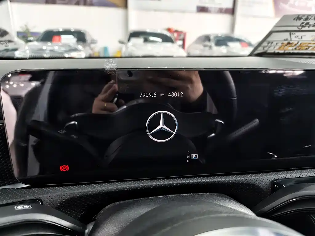 Mercedes-Benz A-Class 2021 — фото 12