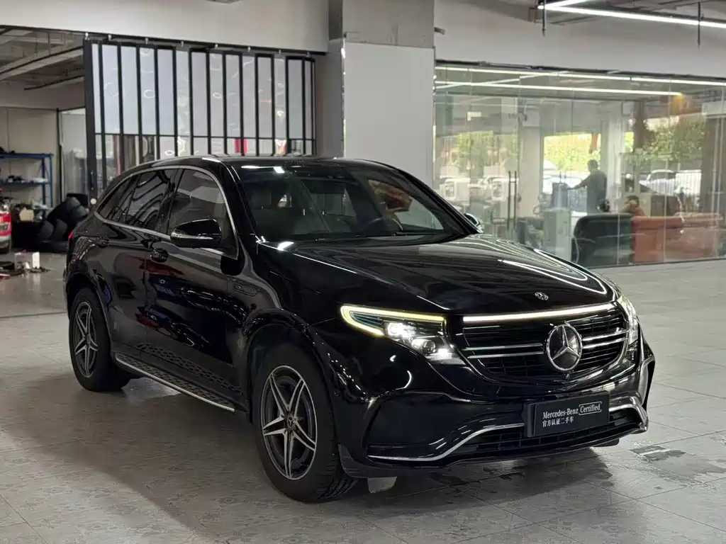 Mercedes-Benz EQC 2020