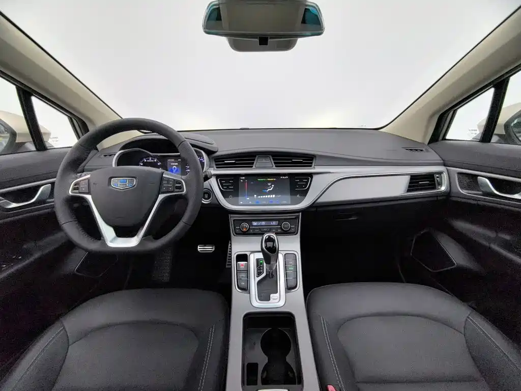 Geely Emgrand GS 2019