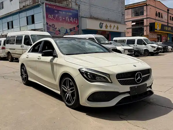 Mercedes-Benz CLA 2017