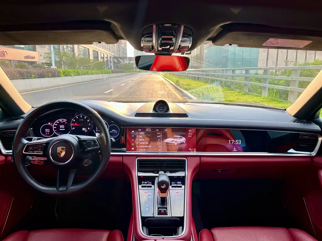 Porsche Panamera 2022 — фото 10