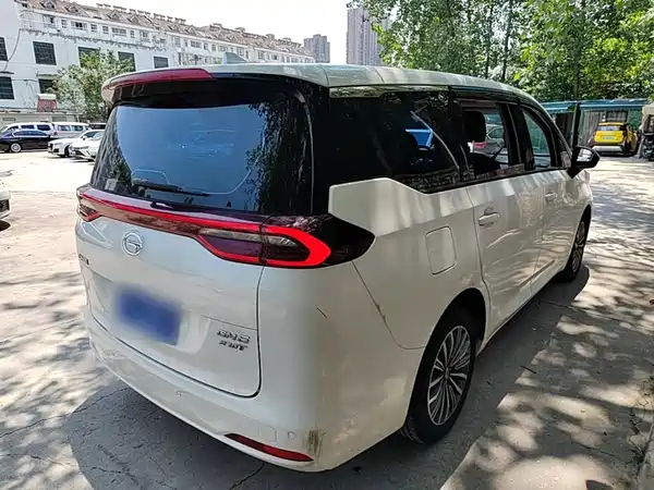GAC Trumpchi M6 2020