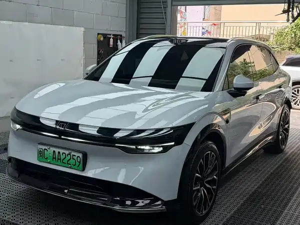 Zeekr 7X 2025