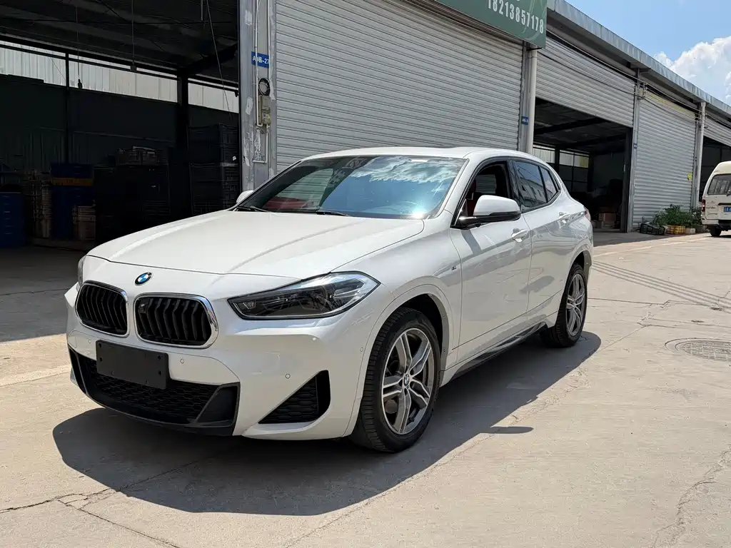 BMW X2 2020 — фото 1