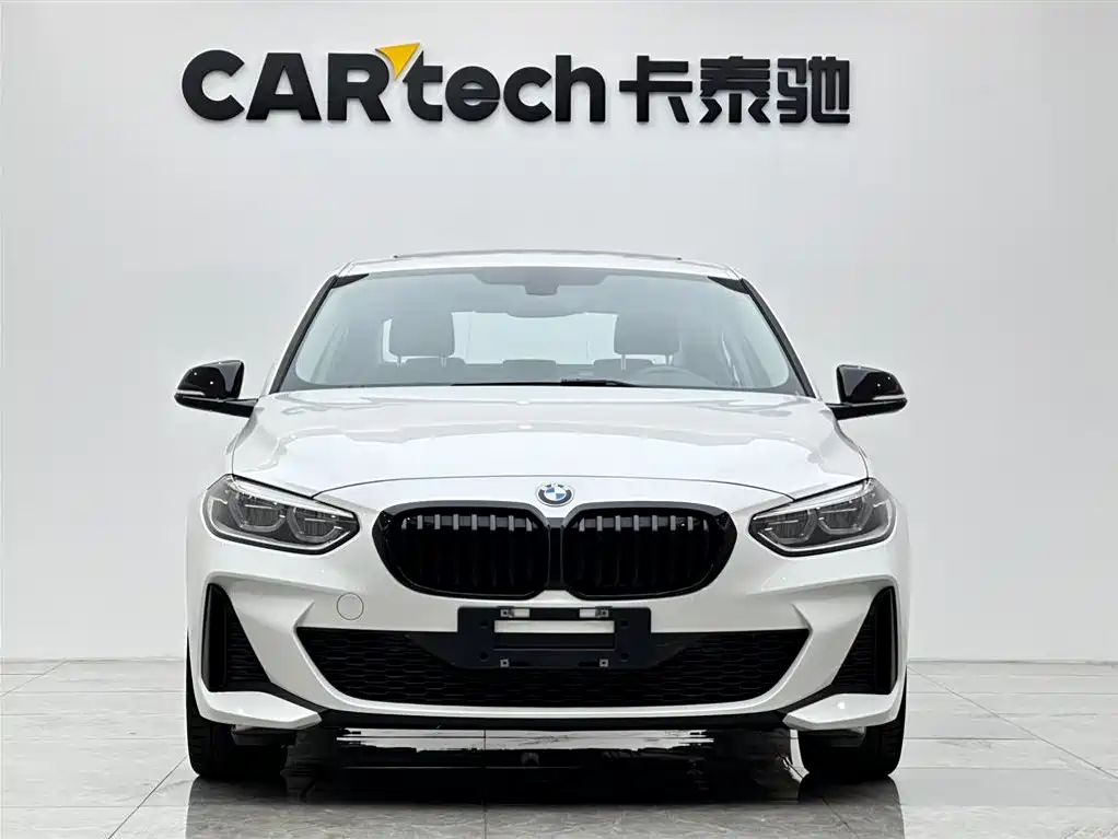 BMW 1 Series 2021