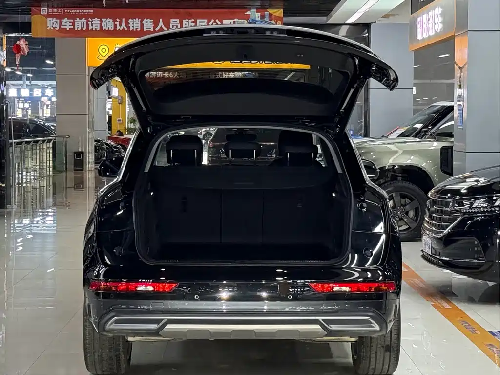 Audi Q5L 2022