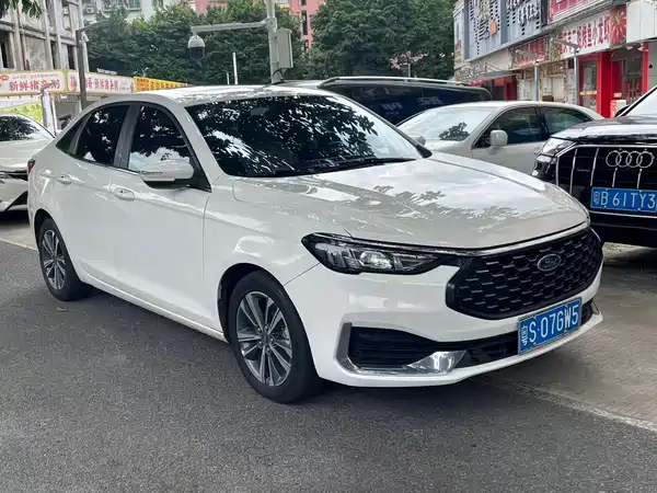 Ford Escort 2021