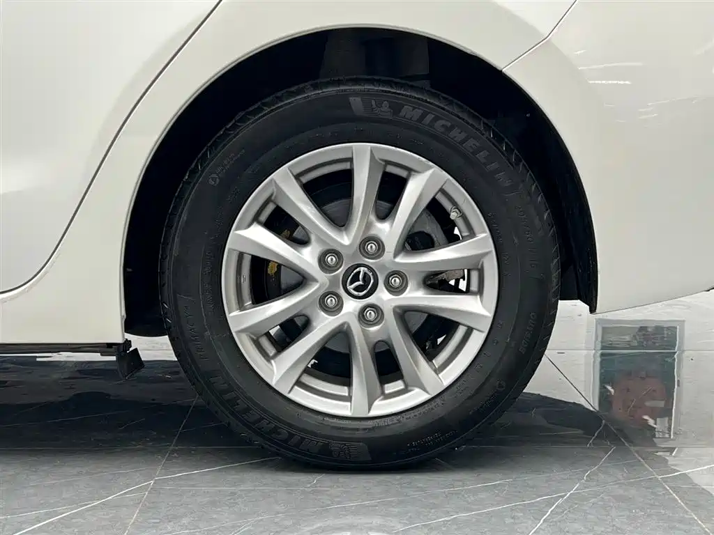 Mazda 3 Angkesela 2018 — фото 12