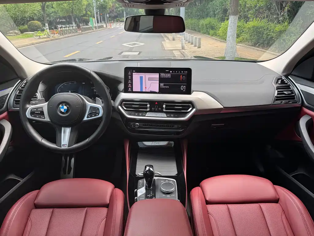 BMW X4 2022 — фото 14