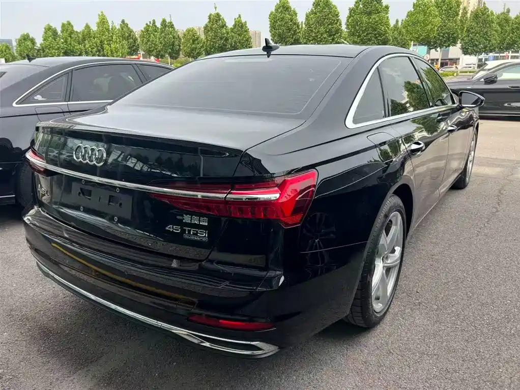 Audi A6L 2023