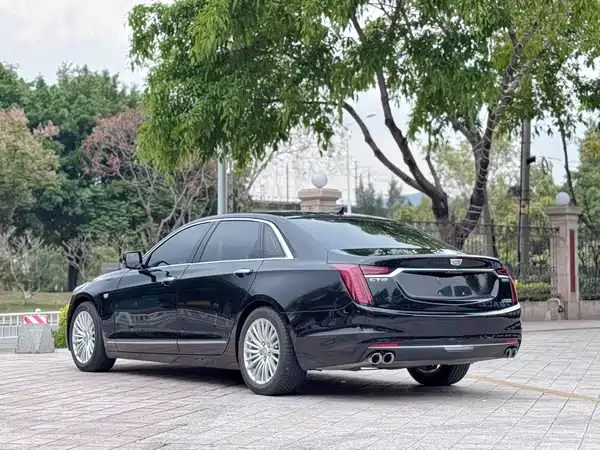 Cadillac CT6 2021