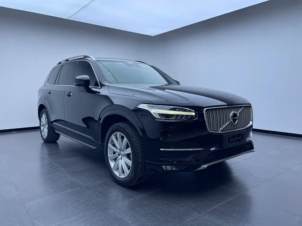 Volvo XC90 2018 — фото 3