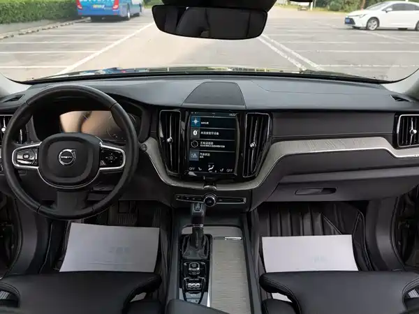 Volvo XC60 2018
