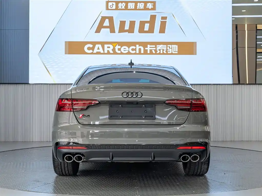 Audi S4 2023 — фото 5