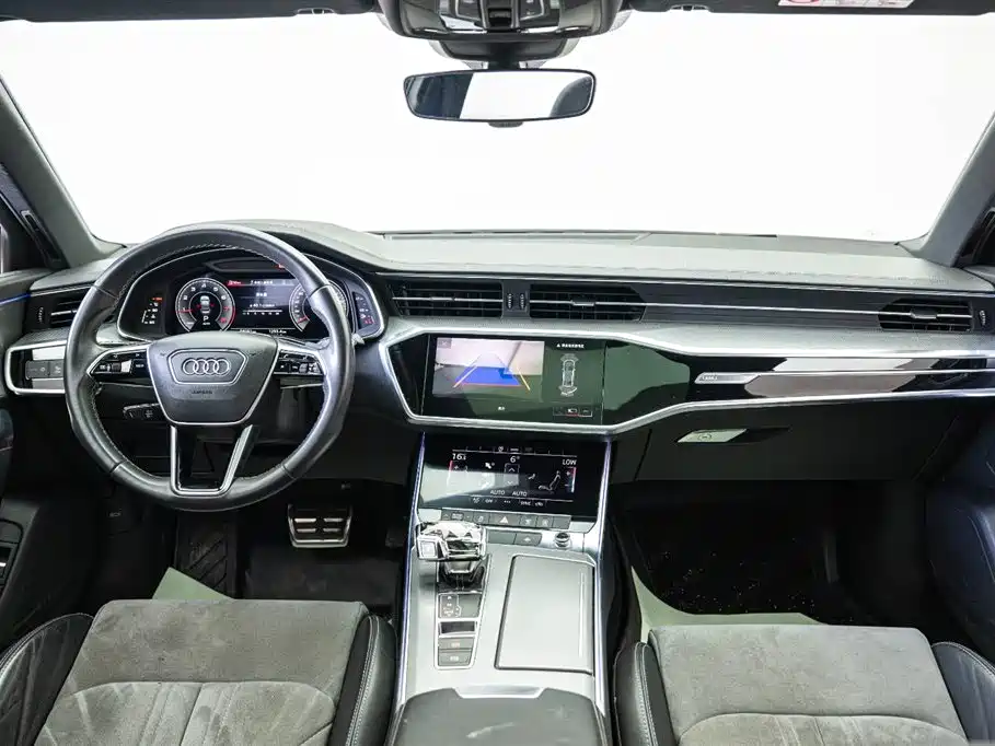 Audi A6L 2021 — фото 17