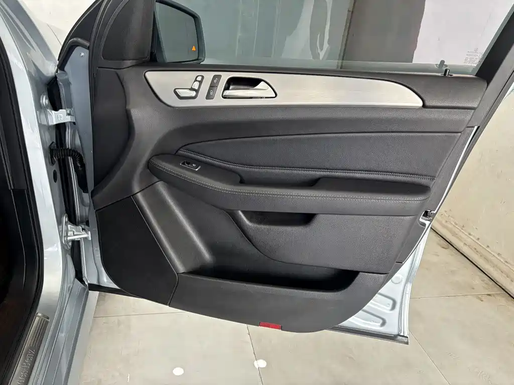 Mercedes-Benz GLE 2016 — фото 24