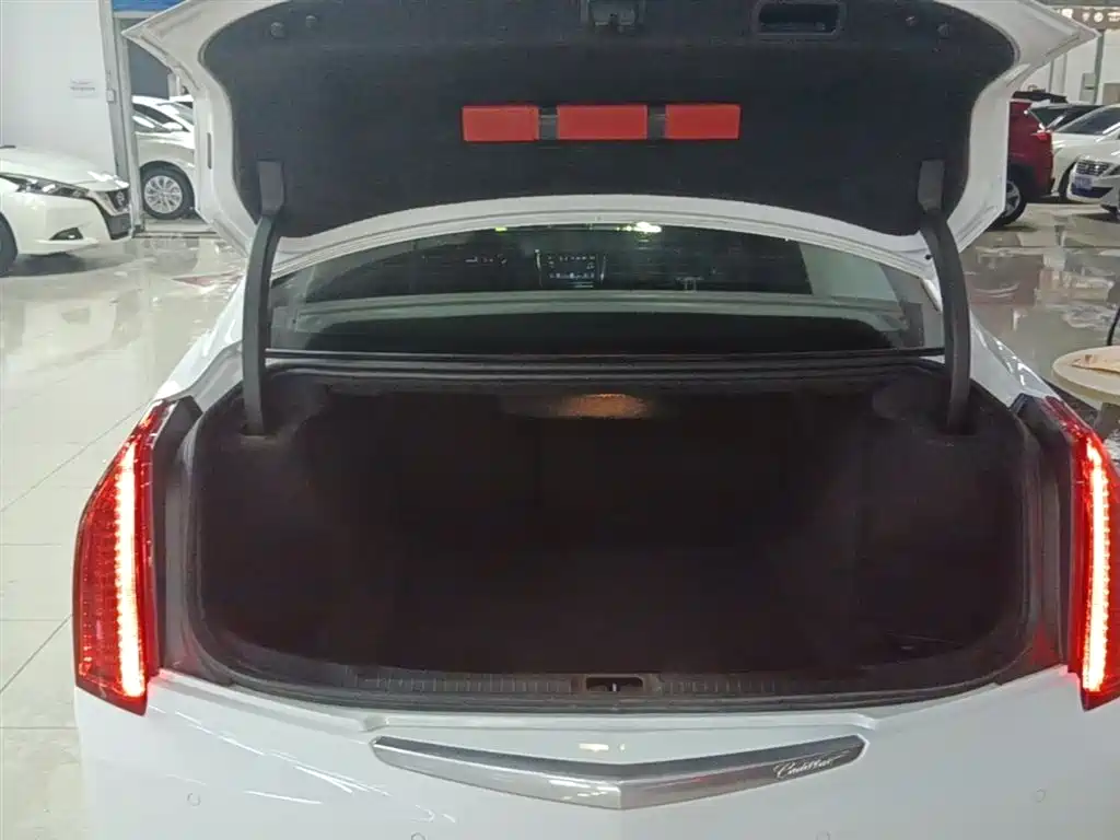 Cadillac ATS-L 2016 — фото 15