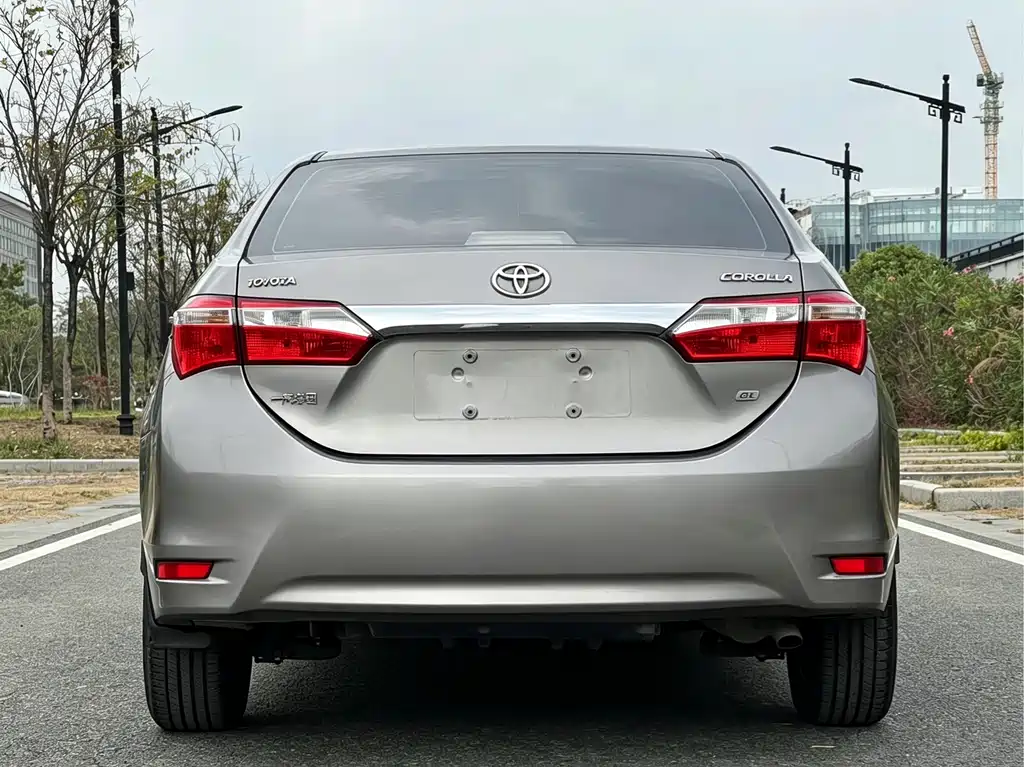 Toyota Corolla 2016 — фото 8