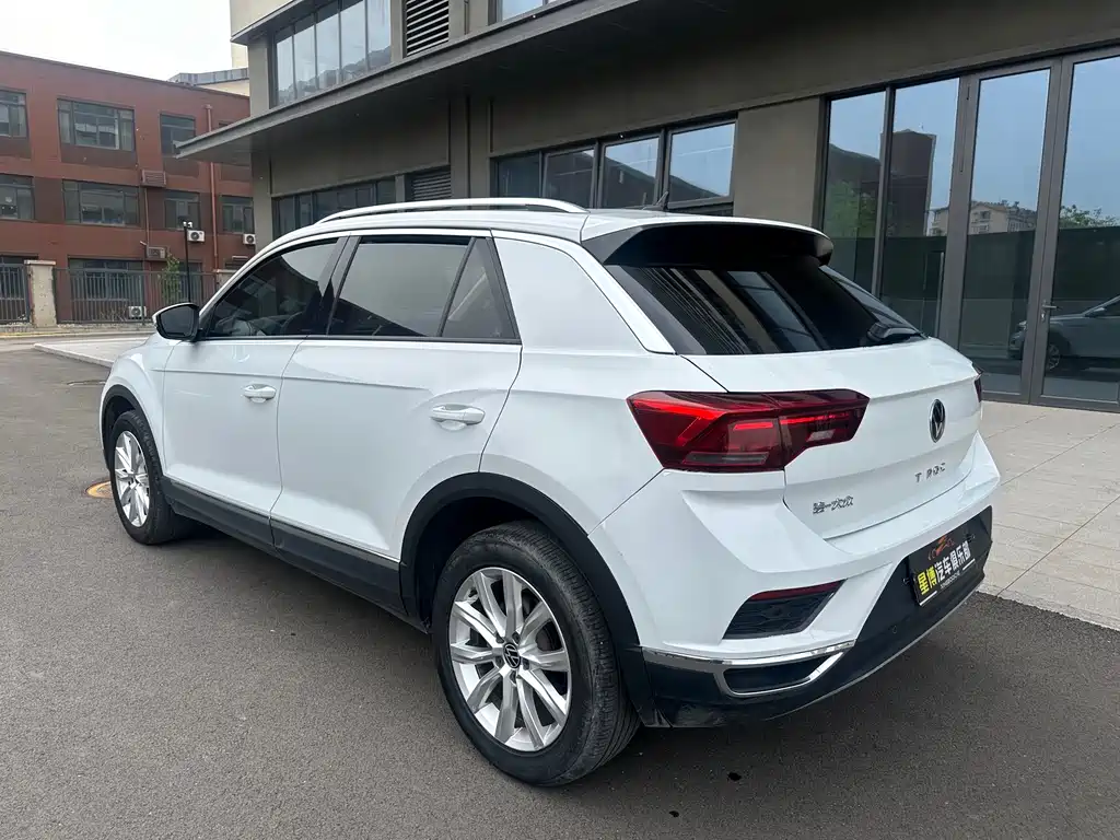 Volkswagen T-Roc 2022 — фото 7