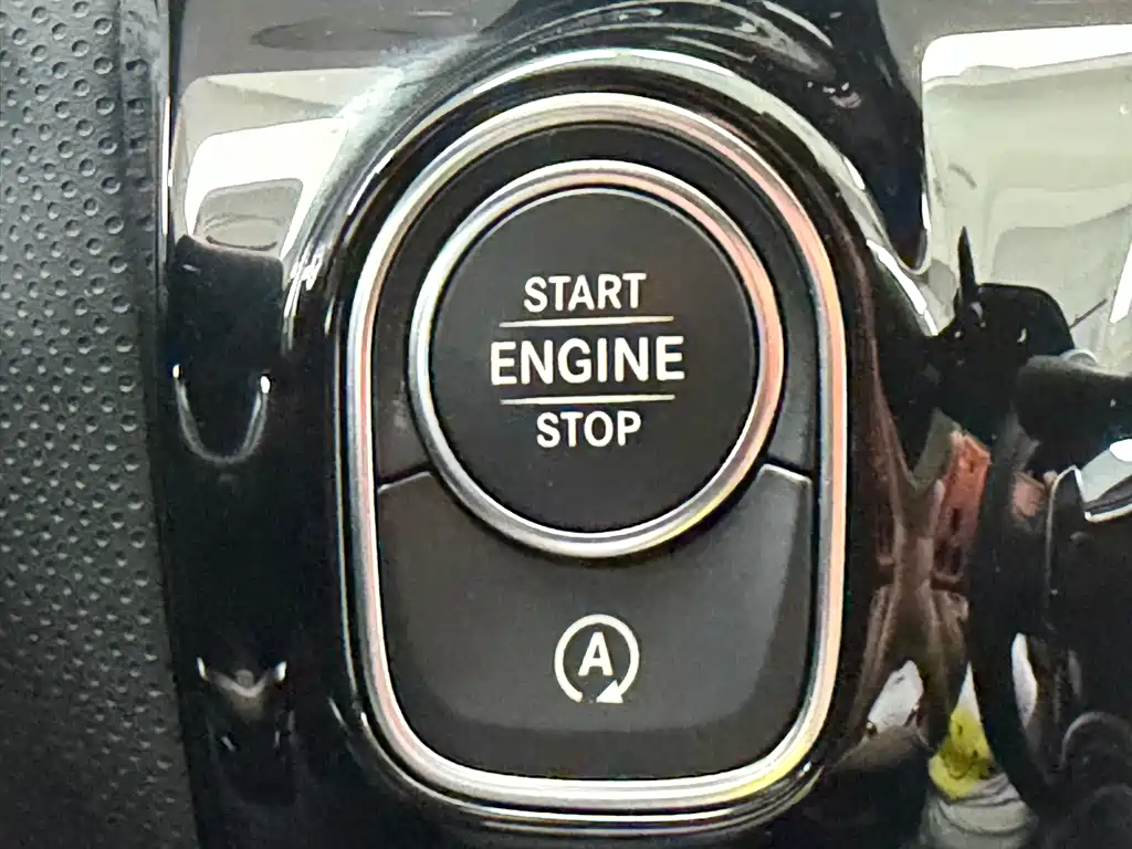 Mercedes-Benz A-Class 2020 — фото 24