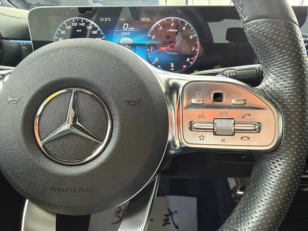 Mercedes-Benz A-Class 2020 — фото 17