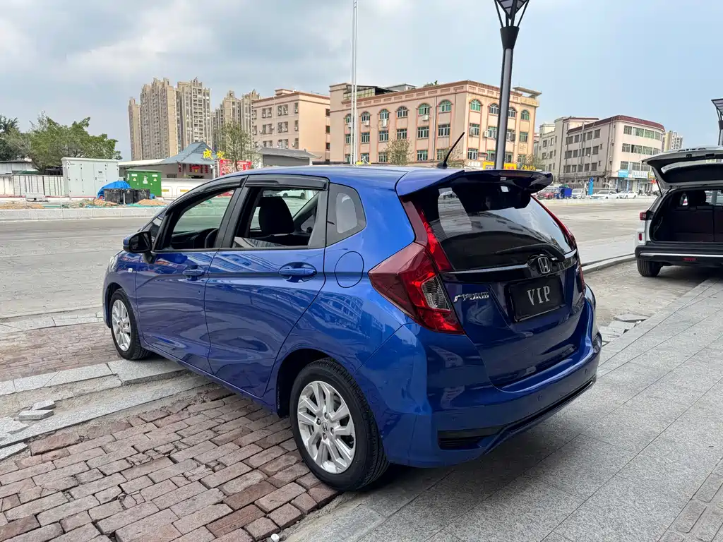 Honda Fit 2018 — фото 16