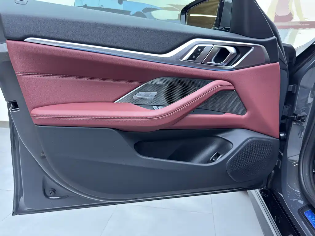 BMW i4 2025 — фото 10