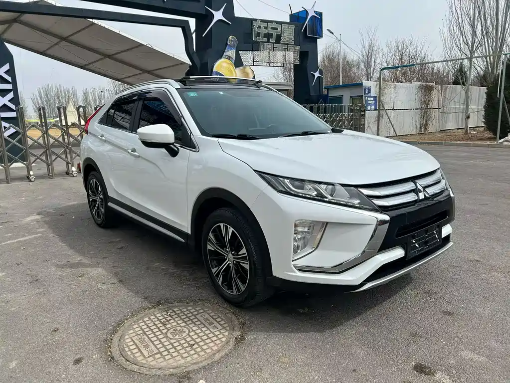 Mitsubishi Eclipse Cross 2019 — фото 3