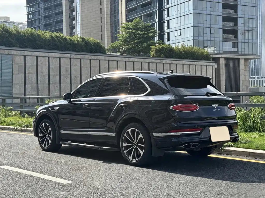 Bentley Bentayga 2021