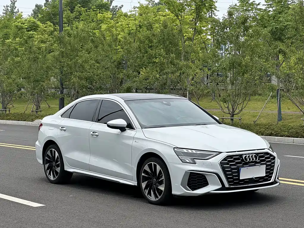 Audi A3 2022 — фото 3