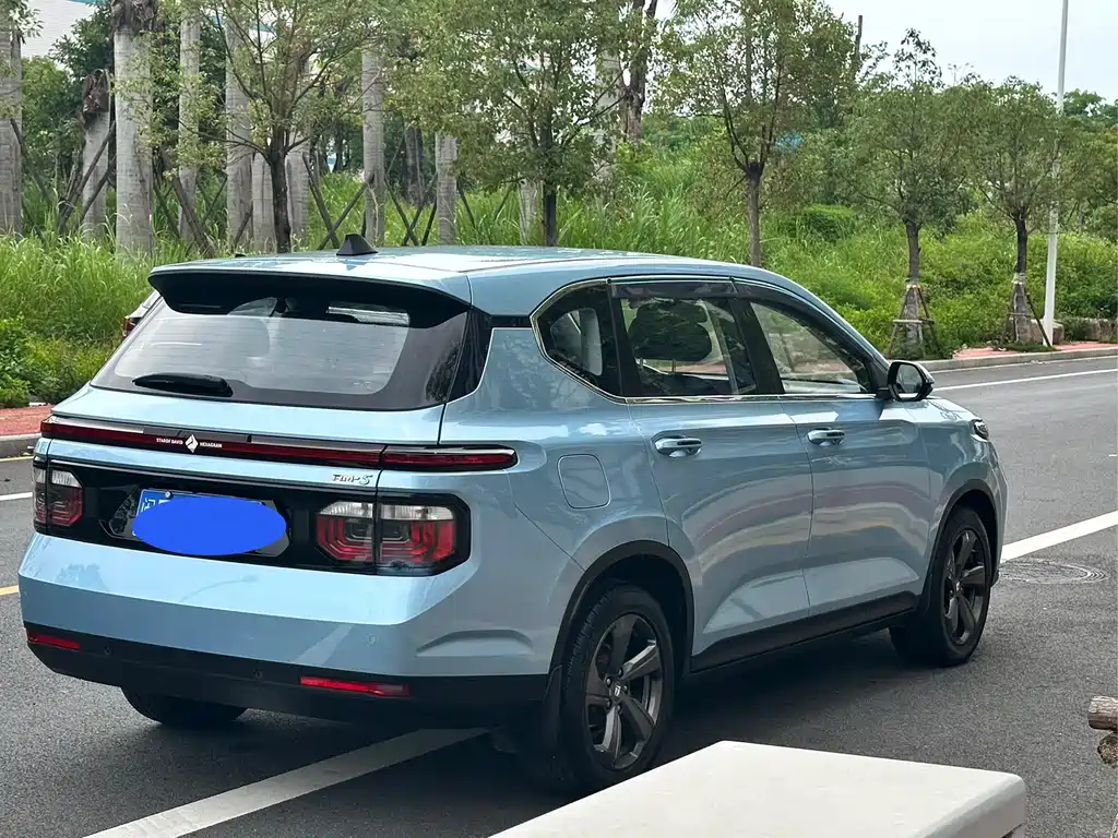 Baojun RM-5 2020 — фото 11