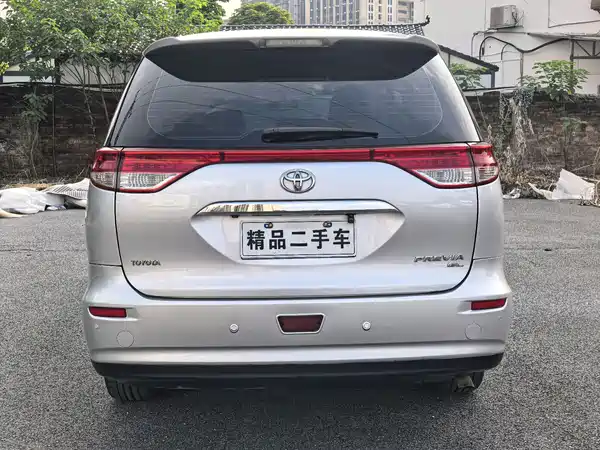 Toyota Previa 2012