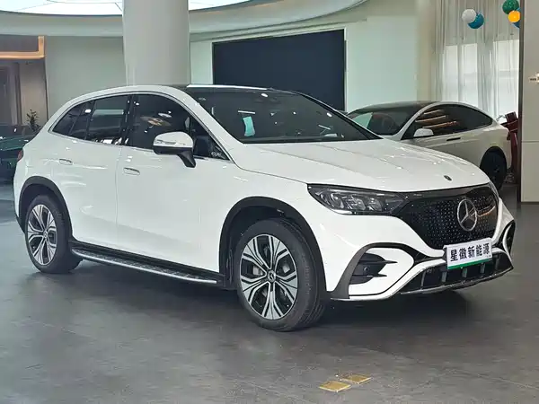 Mercedes-Benz EQE SUV 2024